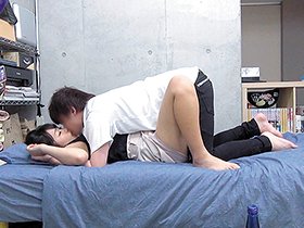 ナンパ連れ込みSEX隠し撮り・そのまま勝手にAV発売。するドSな年下くん Vol.5　サンプル画像03